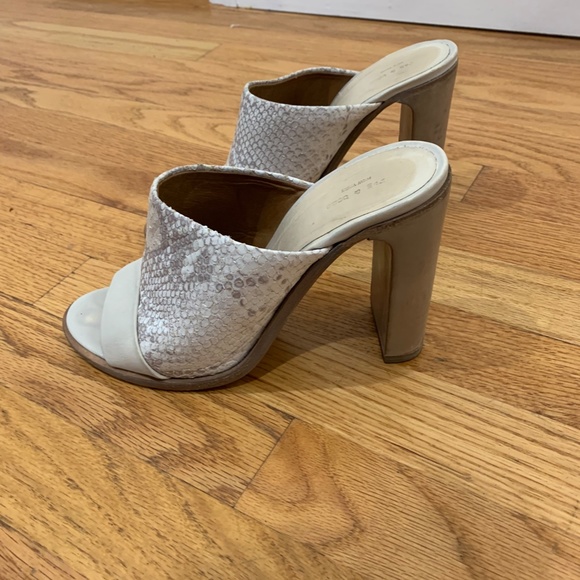 Rag & Bone Tristan Snake Print Mule Sandal Shoe Sz 9.5 White Python Leather 39.5 - Picture 12 of 16